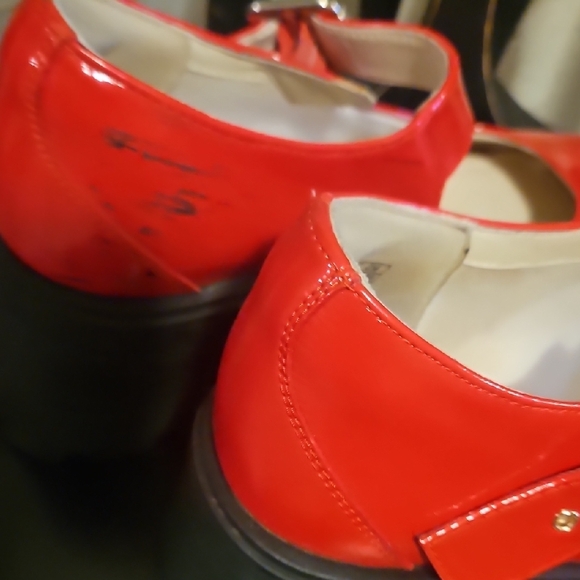 Red Platform Mary Jane Shoes - Picture 7 of 7